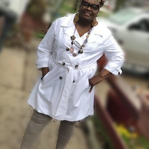 Meet your Posher, Naomi